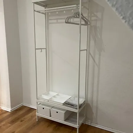 Kamin Und Fussbodenheizung, Luxrem In Homeoffice Apartment Remscheid